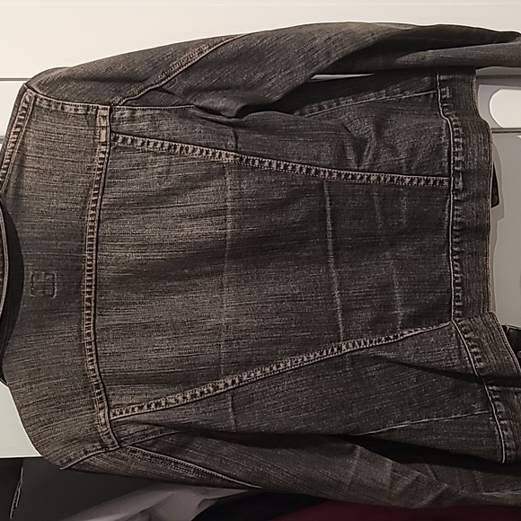 GAP Jean Jacket - Picture 4 of 4